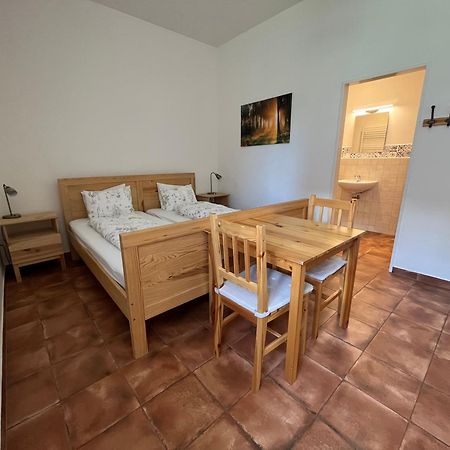 Dvur Nove Zamky Hotel Mladec Ngoại thất bức ảnh