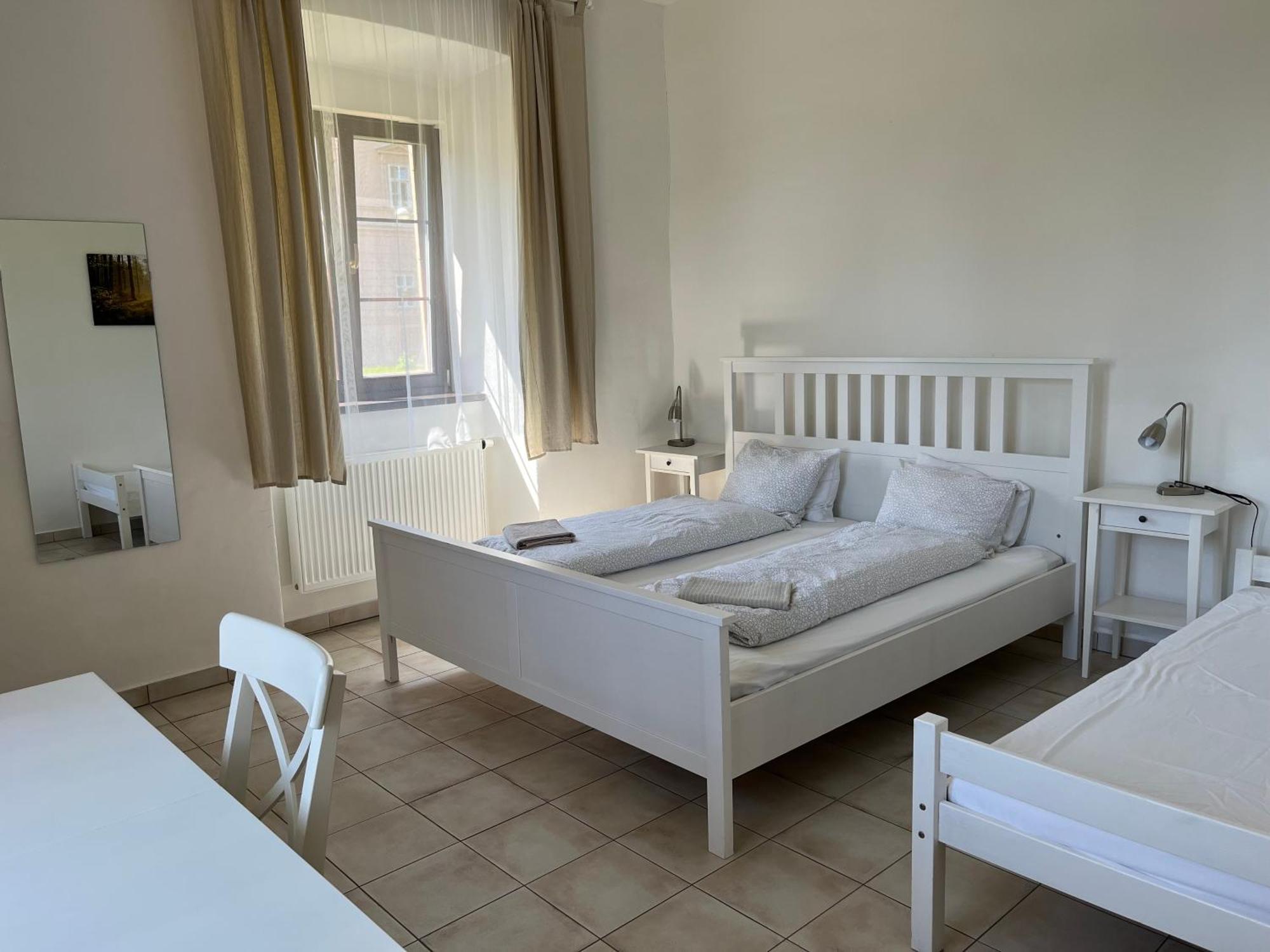 Dvur Nove Zamky Hotel Mladec Ngoại thất bức ảnh