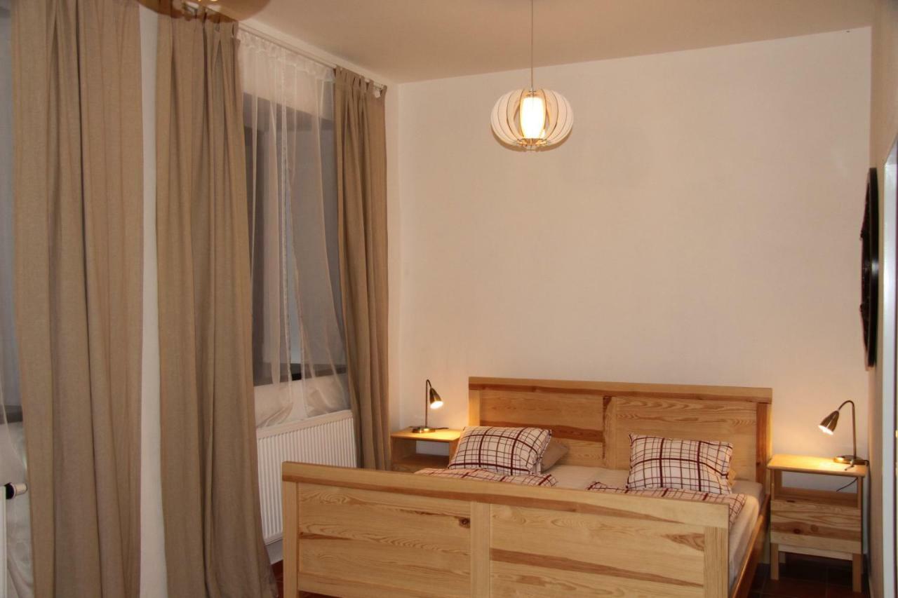 Dvur Nove Zamky Hotel Mladec Ngoại thất bức ảnh